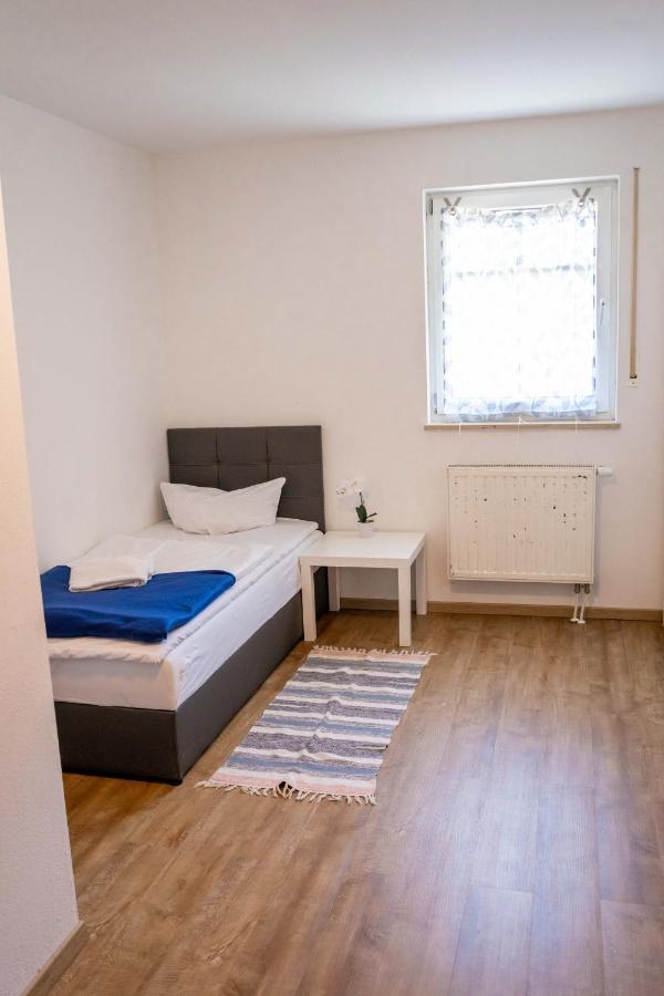Sunnyhome Monteurwohnungen Und Apartments Nahe Regensburg Obertraubling Экстерьер фото