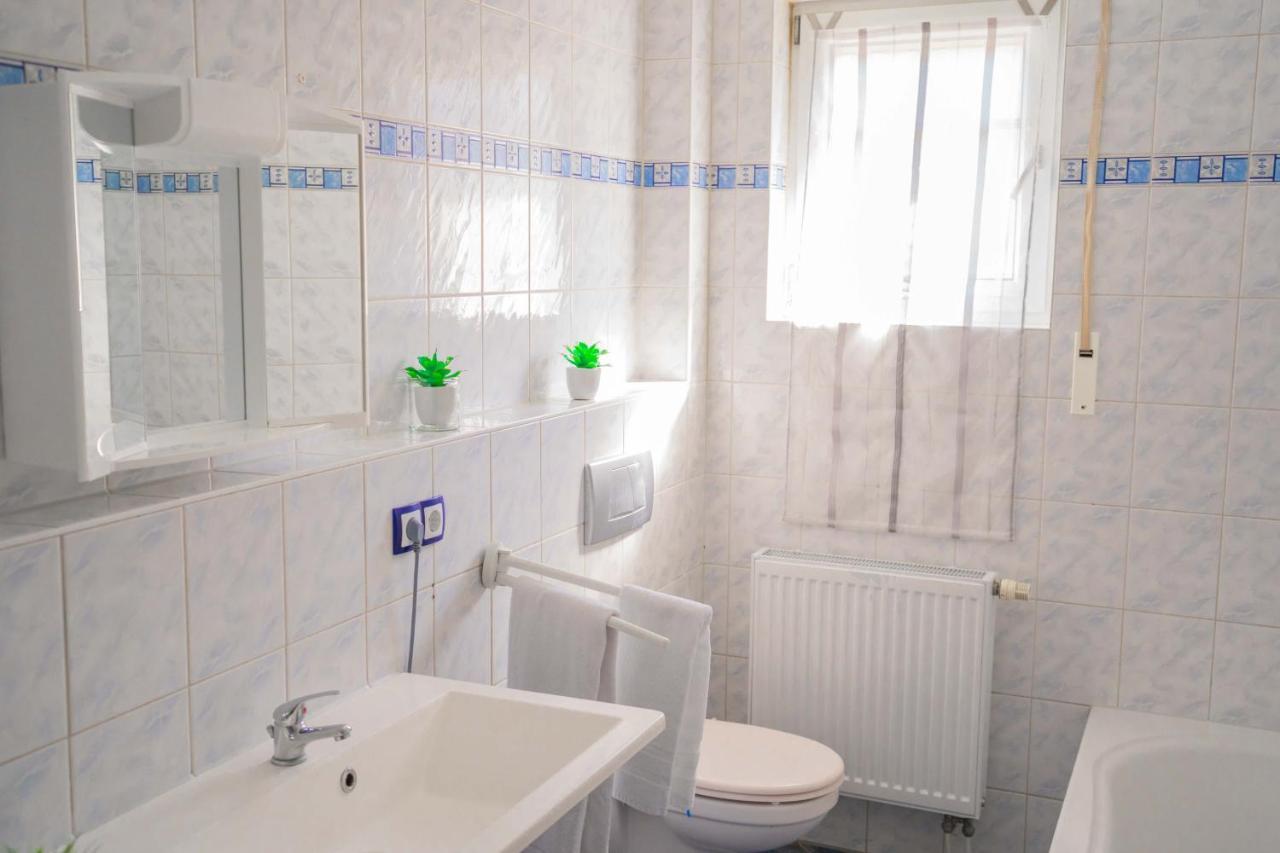 Sunnyhome Monteurwohnungen Und Apartments Nahe Regensburg Obertraubling Экстерьер фото