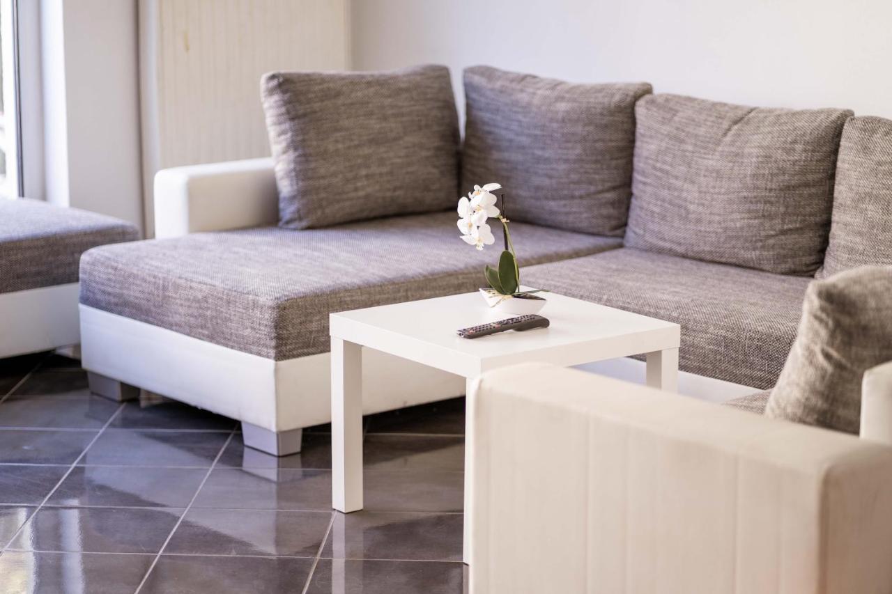 Sunnyhome Monteurwohnungen Und Apartments Nahe Regensburg Obertraubling Экстерьер фото