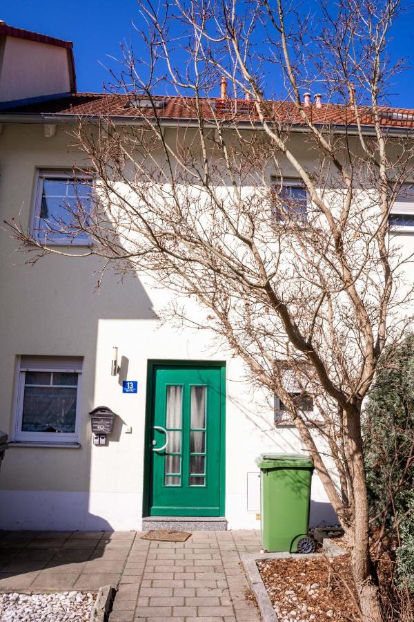 Sunnyhome Monteurwohnungen Und Apartments Nahe Regensburg Obertraubling Экстерьер фото
