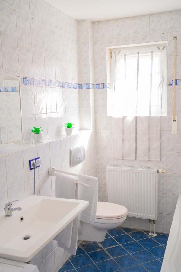 Sunnyhome Monteurwohnungen Und Apartments Nahe Regensburg Obertraubling Экстерьер фото